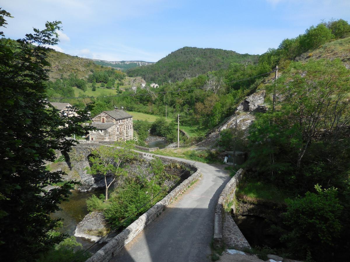Auberge Du Tarnon Les Vanels المظهر الخارجي الصورة